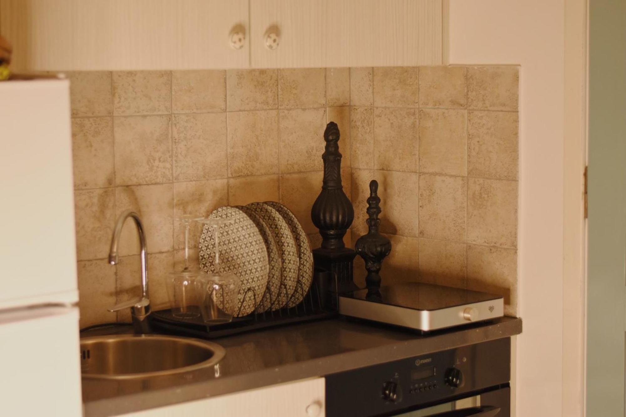 Nisos Apartment